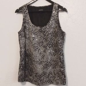 Sequined sleeveless top. Chaus.